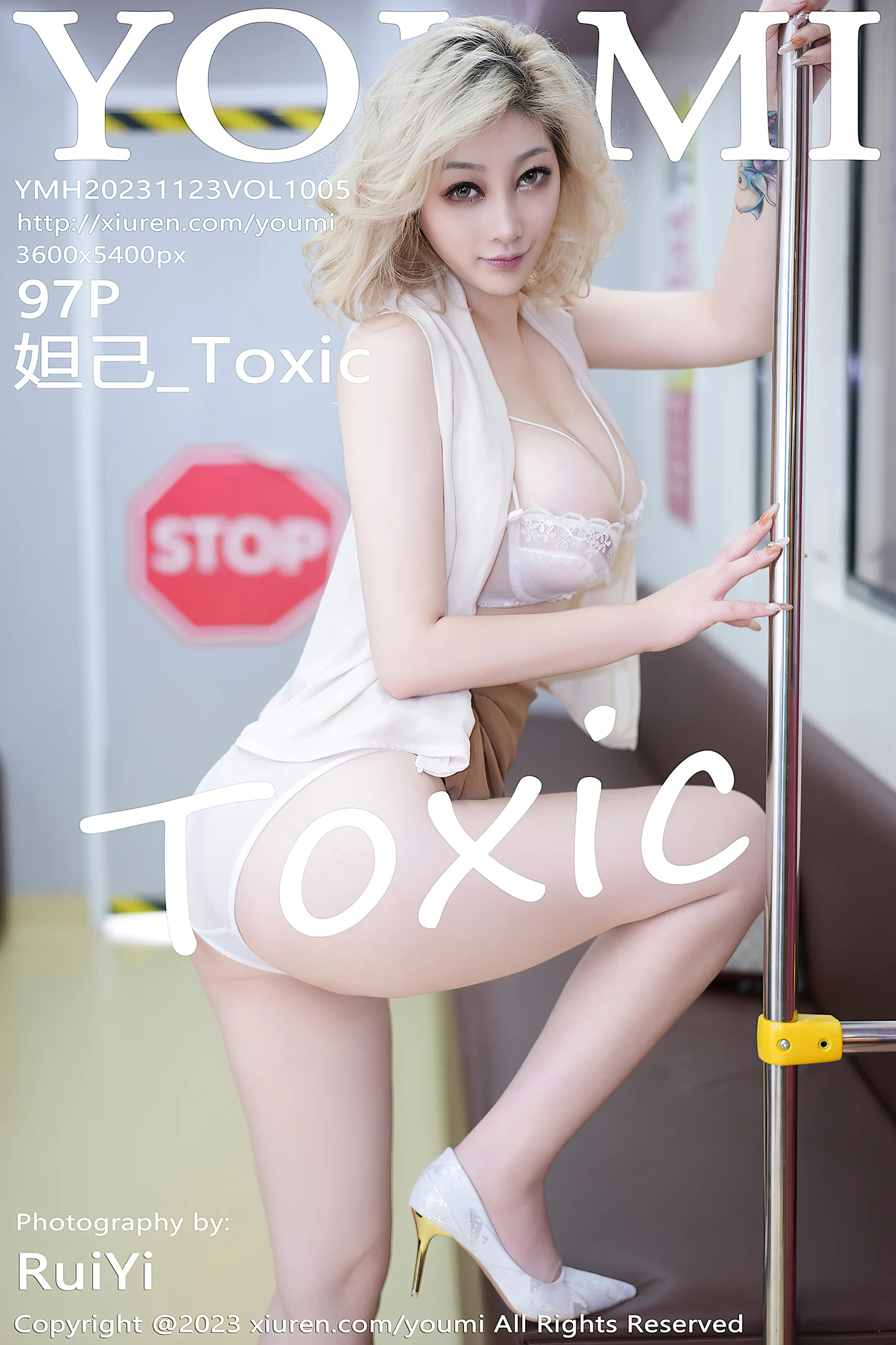 [YouMi尤蜜荟]Vol.1005_女神妲己_Toxic浅色上衣配短裙露蕾丝内衣秀美胸肥臀诱惑写真97P-秀人网 - XiuRen.Pro